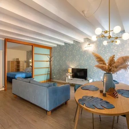 Apartment The Cozy Loft, Un Angolo Moda Nel Cuore Di