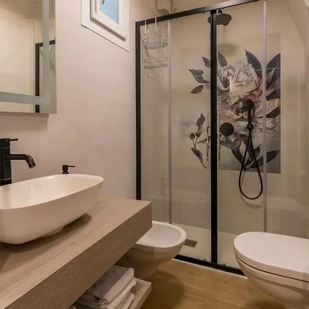 Apartment The Cozy Loft, Un Angolo Moda Nel Cuore Di